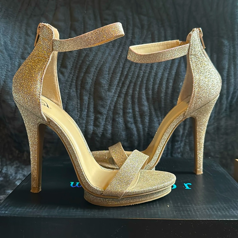 Windsor Heels
